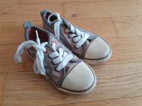 Sneakers Turnschuhe Halbschuhe Gr 24 wie neu Hamburg-Mitte - Hamburg Hamm Vorschau