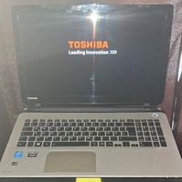 Toshiba Satellite L50-B Windows 10 home Friedrichshain-Kreuzberg - Friedrichshain Vorschau