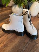 Coole Dr. Martens Plateau Stiefel Gr. 38 NEU weiß Nordrhein-Westfalen - Lünen Vorschau