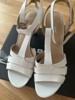 Vagabond Sandalen white Neu 38 Berlin - Steglitz Vorschau