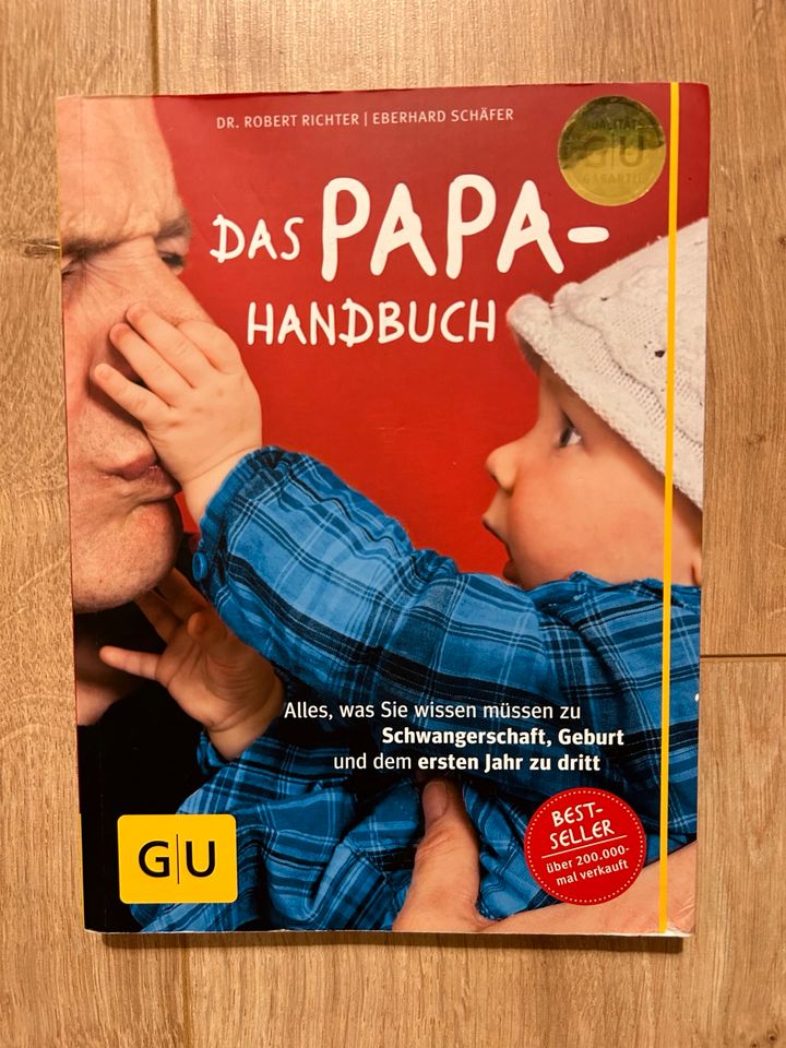 Buch das Papa Handbuch GU top Zustand in Sülfeld