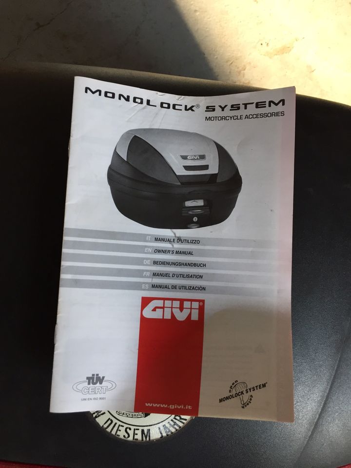 Givi Box für Motorroller in Frankfurt am Main