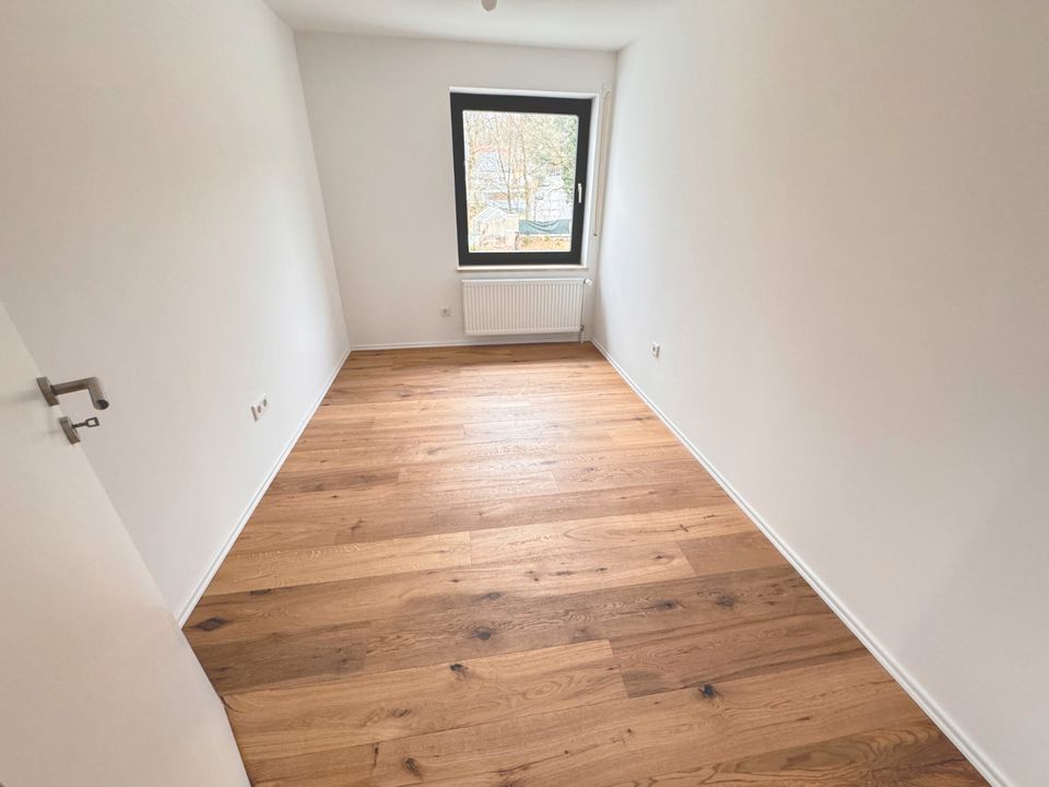 Sanierte 4 Zimmer Terrassen-Wohnung in Burgthann - Ohne Provision in Burgthann 