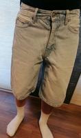 Bershka Jeans, kurz... gebraucht Dresden - Klotzsche Vorschau