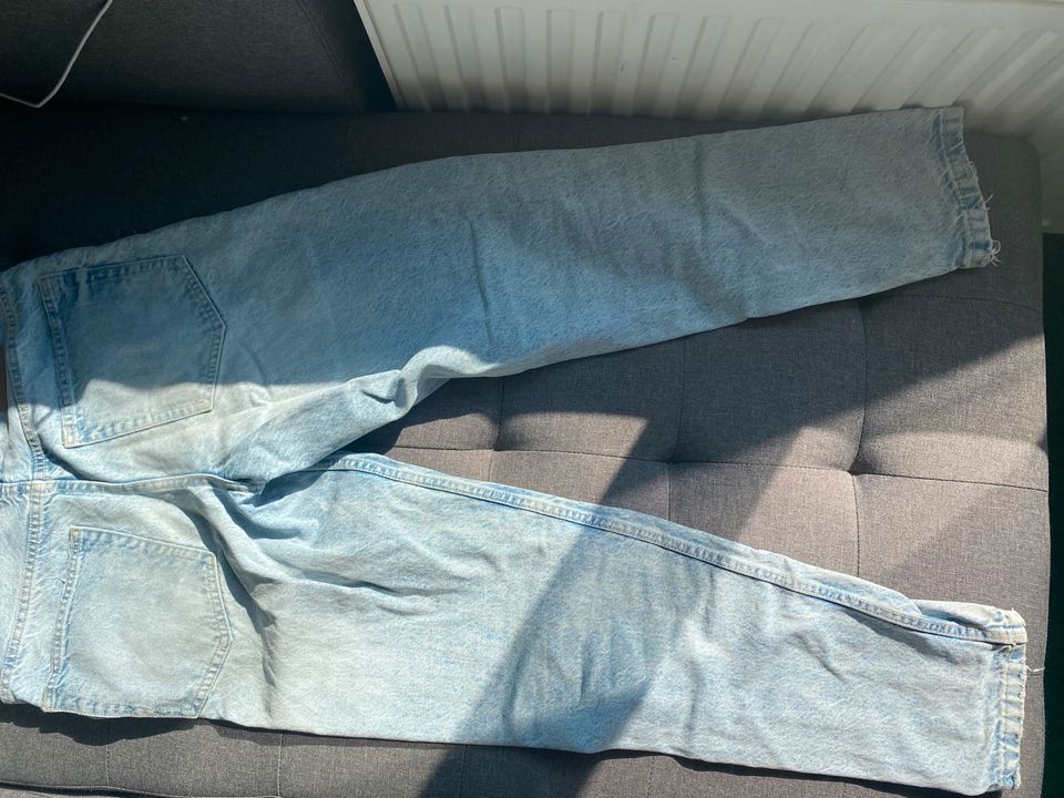 Bershka Vintage jeans in Lemförde