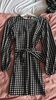 SHEIN Kleid Mini Gr. S schwarz weiß Muster Schleife wie neu! Bayern - Schwarzenbruck Vorschau