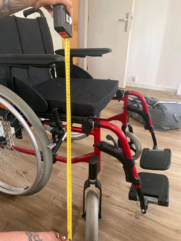 Neuer Rollstuhl in Hamburg