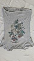 T - Shirt Blumenmotiv für Damen Kr. München - Ottobrunn Vorschau