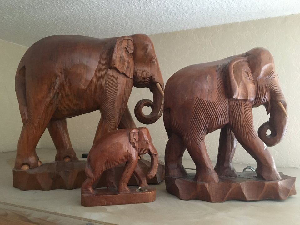 Vintage Elefanten Holzelefanten handgeschnitzt Teakholz Thailand in Dorsten