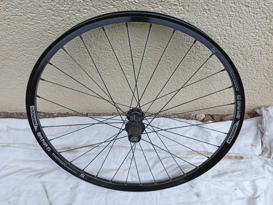 Shimano XT + Fun Works Amride 25 Laufradsatz 26" 15x100 5x135 in Heeßen