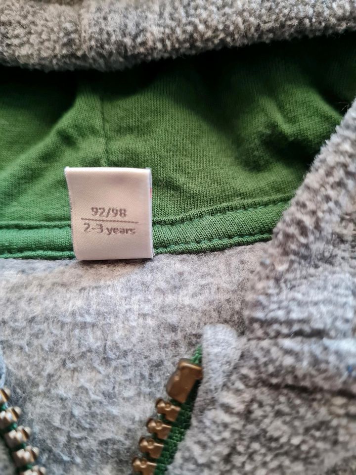 Kuschelwarme Fleece Jacke von Esprit in Nürnberg (Mittelfr)