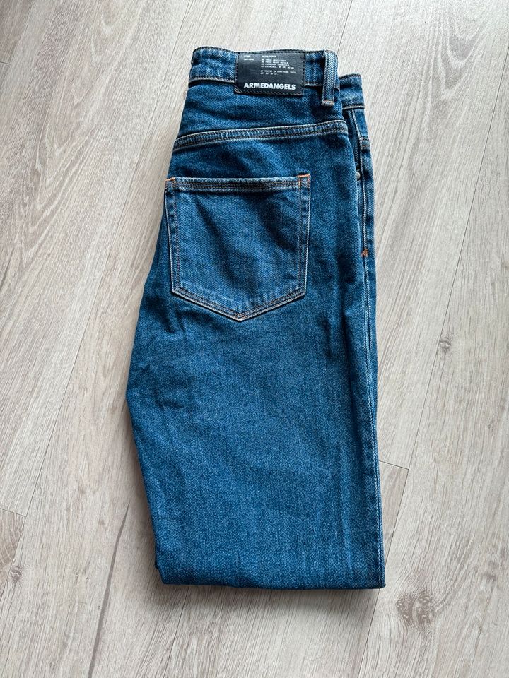 Armedangels Jeans Lejaani Gr. 28/32 in Hamburg