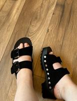 Calvin Klein Sommerschuhe/ Sandalen Gr. 37 Niedersachsen - Wilhelmshaven Vorschau