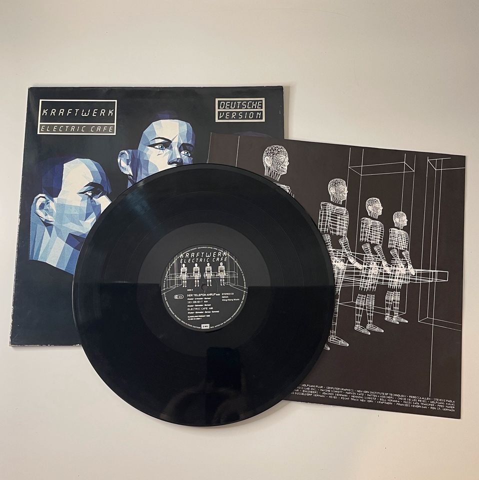 Kraftwerk Electric Cafe Vinyl Lp Deutsche Version in Frankfurt am Main