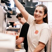 Küchenhilfe /Servicekraft (m/w/d) + Antrittsprämie - Job/Nebenjob Brandenburg - Herzfelde Vorschau