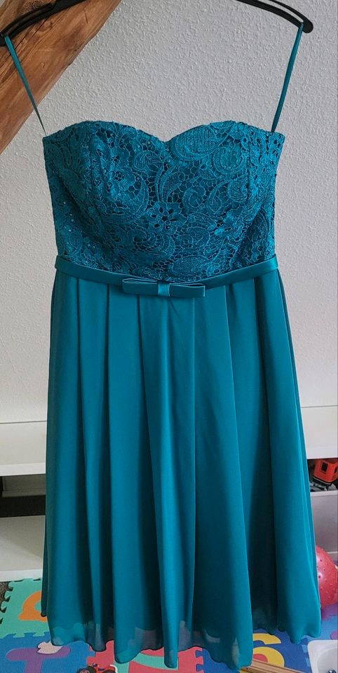 Abendkleid Cocktailkleid Hochzeit Taufe Konfirmation in Breuna