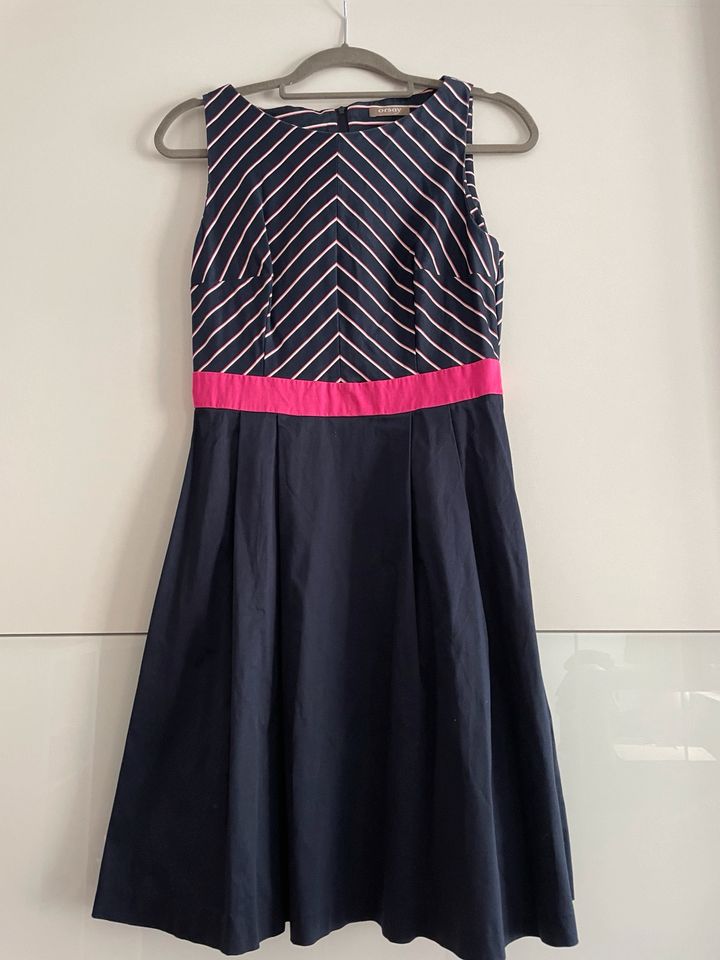 ⚡️ Kleid Orsay blau pink gestreift 38 ⚡️ in Leverkusen