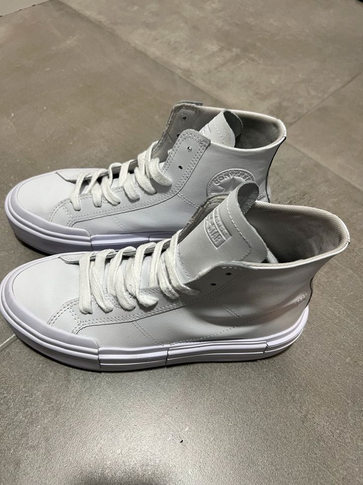 Converse Chuck Taylor All Star Cruise Leather White in Erwitte