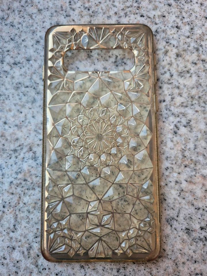 Wunderschöne Hülle Samsung S10 golden geometrisch transparent in Dresden