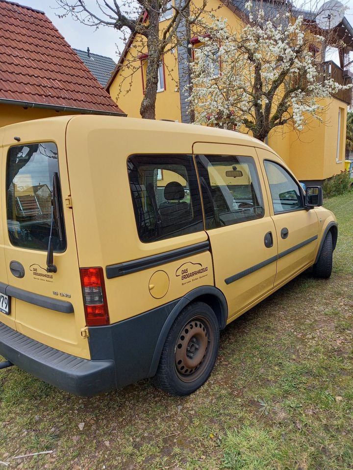 Opel Combo C-CNG in Rüsselsheim