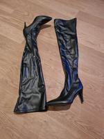 Overknees, Kunstleder Schwarz mit Reißverluss innen Bayern - Ebersdorf Vorschau