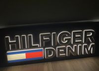 Hilfiger Leuchtreklame, Werbung, Schild Niedersachsen - Osnabrück Vorschau