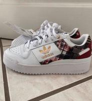 Damen Adidas Schuhe Gr. 41 1/3 *Neu* Niedersachsen - Wietze Vorschau