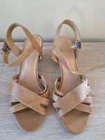 Sandalen 5th Avenue beige Absatz Größe 38 Brandenburg - Oranienburg Vorschau