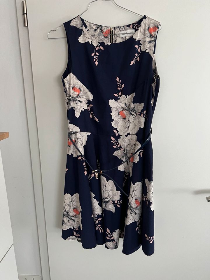 Schönes Sommerkleid in Bad Salzdetfurth