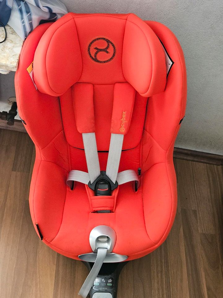 Cybex sirona Z2 mit drehbarer Basis in Wallertheim