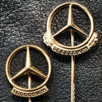 Mercedes Benz Daimler Silber Gold Pin 100.000 - 250.000 Poliert Neuwertig Top Versand Händler DHL Geschenk Echt Rheinland-Pfalz - Igel Vorschau