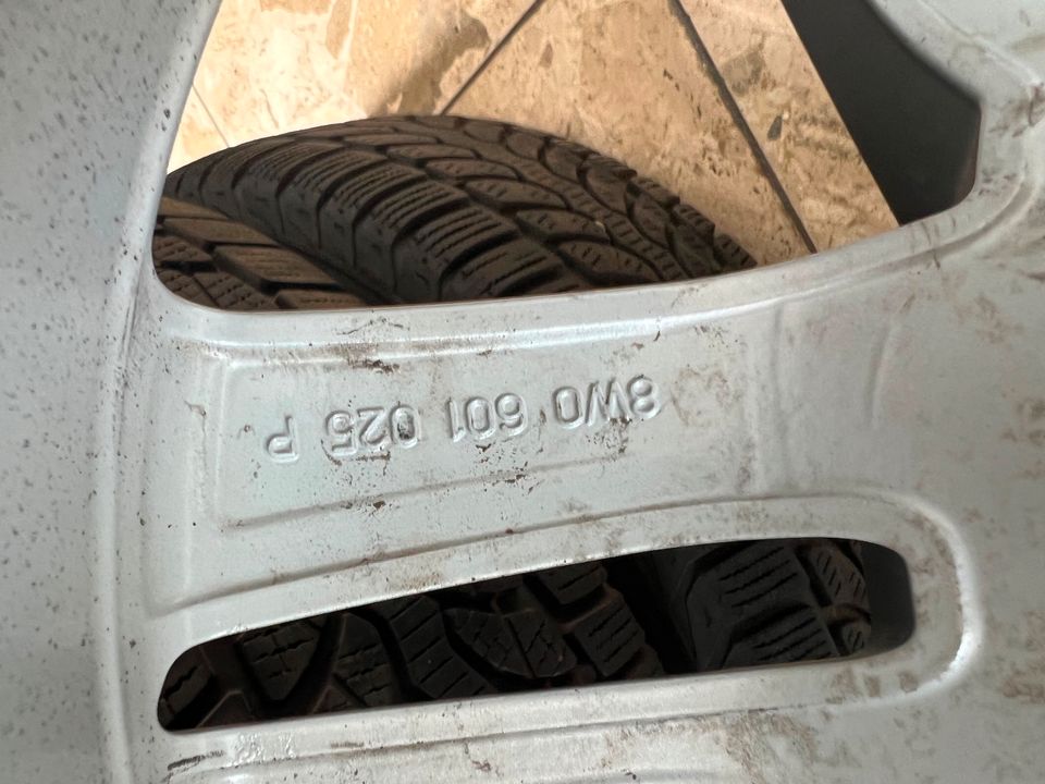 Original Audi A4 8W WINTERREIFEN Winterräder 225/50 R17 #021 in Hainburg