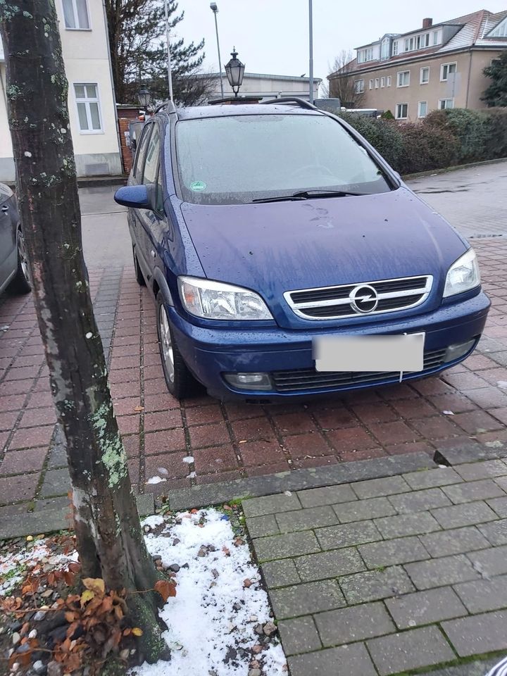 Opel Zafira in Berlin