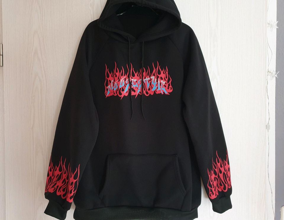 NEU ! Hoodie Flammen Print schwarz Kapuzenpulli Sweatshirt Pulli in Stockdorf