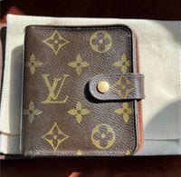 Louis Vuitton Compact Zipped Wallet Monogram Canvas M61667 Rheinland-Pfalz - Sinzig Vorschau