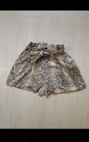 Schlangenprint Shorts Niedersachsen - Göttingen Vorschau