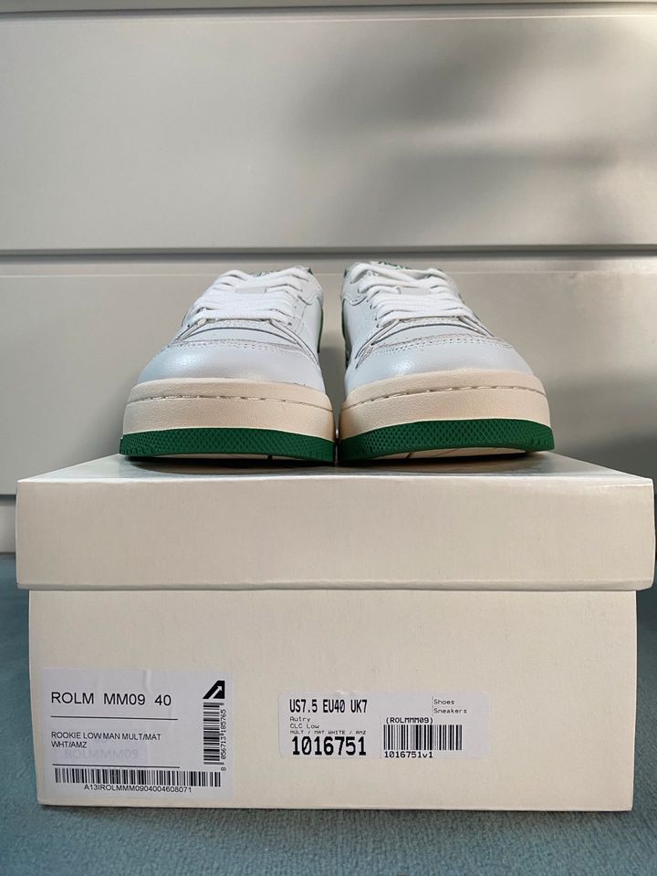 AUTRY CLC Neu Gr. 40 Leder Sneaker weiß grün in Kaiserslautern