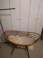 Babybett Wiege Holz 70er Vintage Pin Legs Bambus Matratze Nordrhein-Westfalen - Remscheid Vorschau