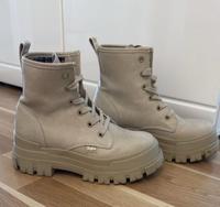 Buffalo Aspha RLD Gr. 38 Beige Creme Nordrhein-Westfalen - Brühl Vorschau