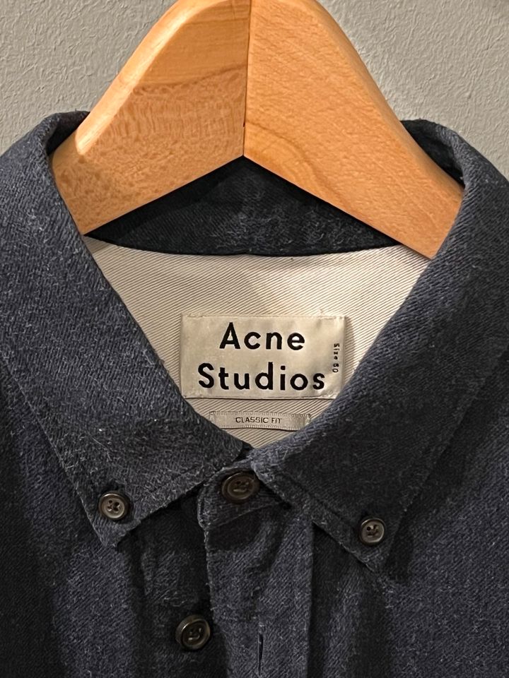 Acne Studios Baumwollhemd Size 50 Isherwood Melt in Berlin