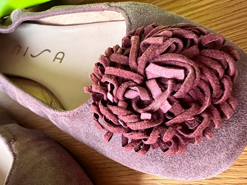 UNISA Ballerinas Gr.33 Kinder merlot Edel Hochzeit Weihnachten in Königsbrunn