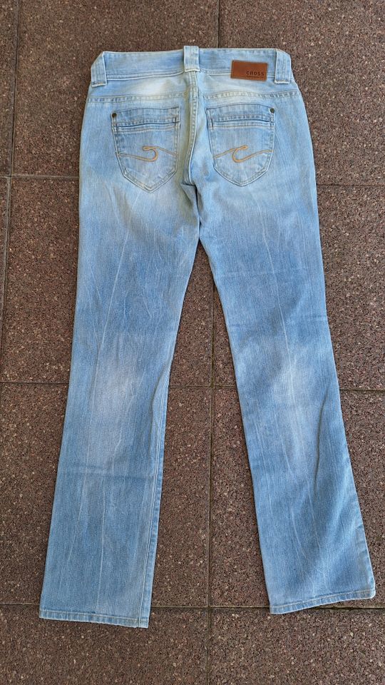 Cross Jeans F409-090 W27 L34 Hellblau in Berlin