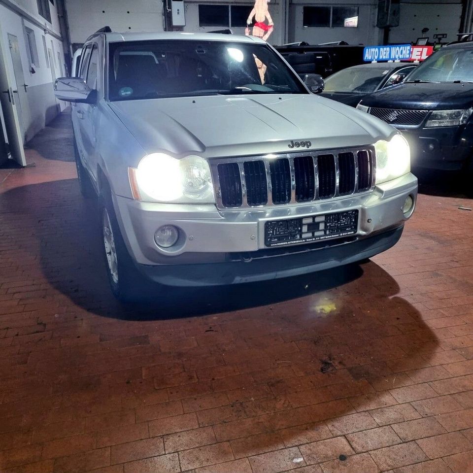 Jeep Grand Cherokee 3.0 CRD 4X4 Limited AUTOM LEDER N in Garbsen