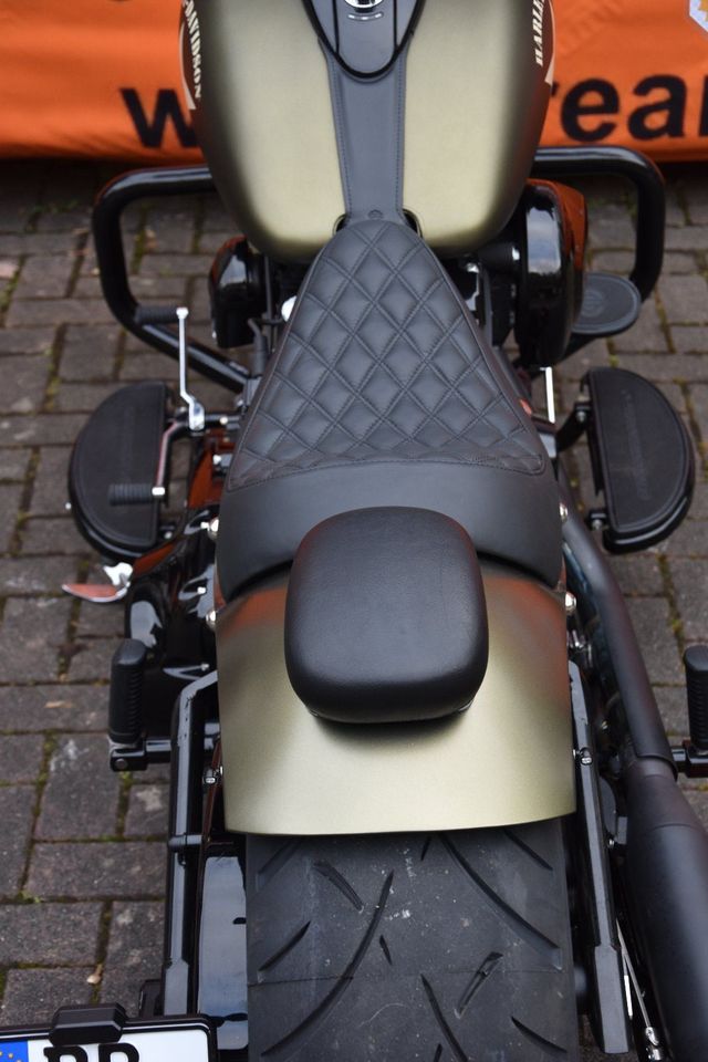 HARLEY®/SLIM S/110/SOFTAIL/240/FAT ASS/KLAPPENAUSPUFF/AIRRIDE/TOP in Biedenkopf