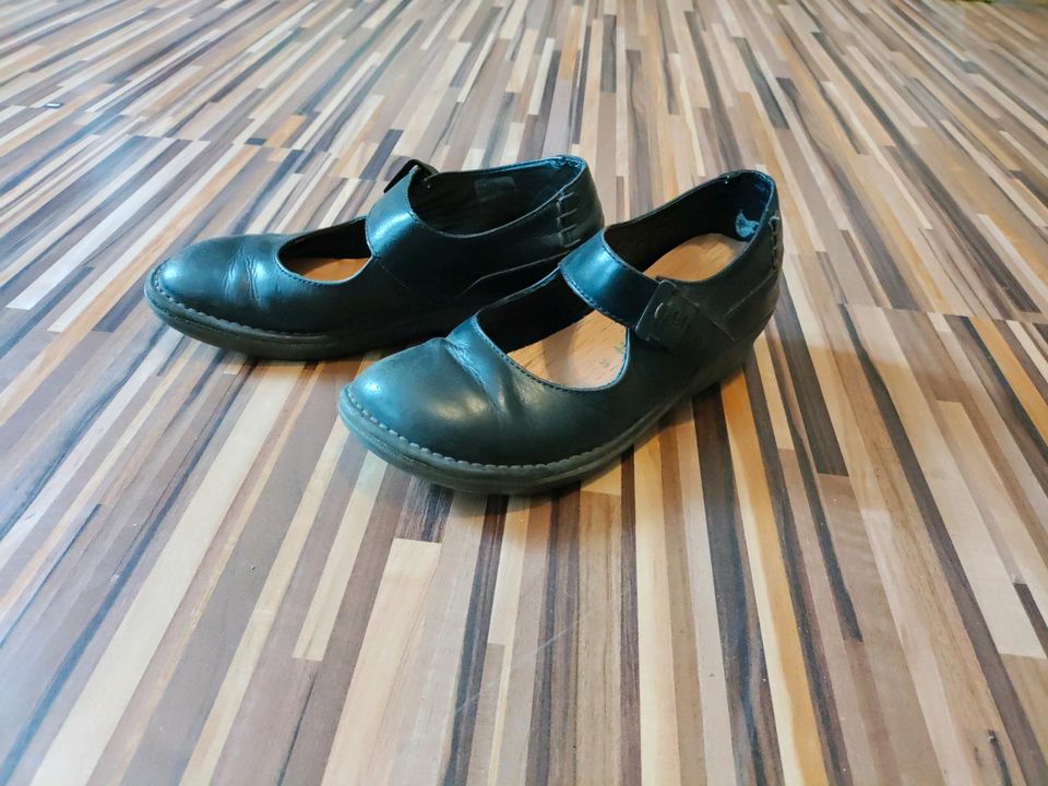 Doc Martens Ballerina schwarz Größe 39 in Duisburg