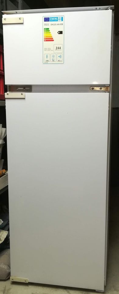 Einbaukühlschrank Einbaukühlgefrierkombination 144,5 cm hoch in Krayenberggemeinde