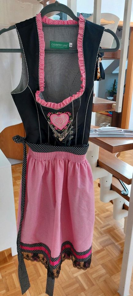 Wunderschönes Dirndl in Schwarz/Pink +Bluse in Fulda