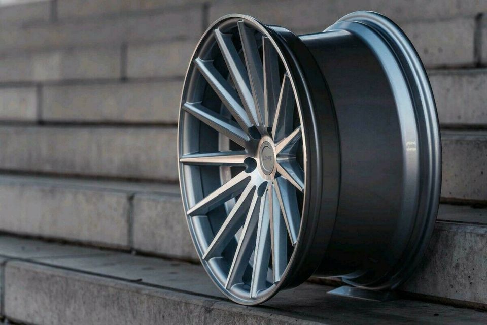 La Chanti LCP5 Concave 19 Zoll 8.5x19 9.5x19 Mercedes C63 AMG in Marbach am Neckar