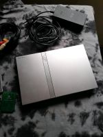 Playstation 2 Konsole in Silber 3 Memory Card  Kabel Bochum - Bochum-Süd Vorschau