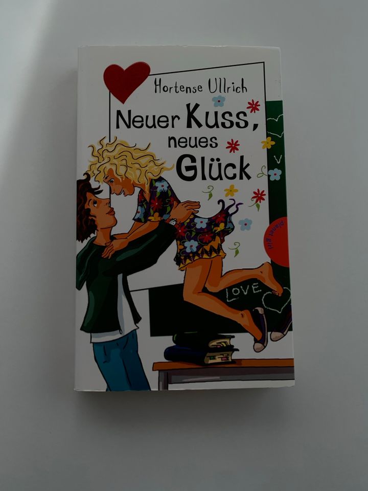 Jugendbuch: Neuer Kuss, neues Glück in Hemer